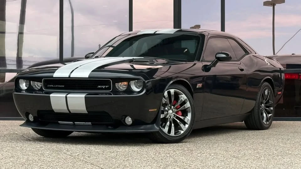 2013 Dodge Challenger 3rd Gen - Image 2 of 20