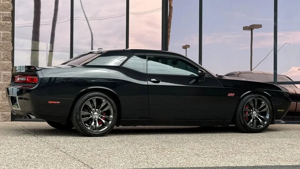 2013 Dodge Challenger 3rd Gen - Image 13 of 20
