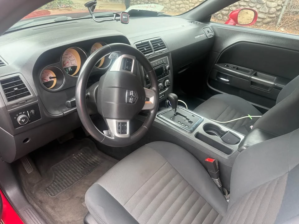 2013 Dodge Challenger 3rd Gen - Image 5 of 6