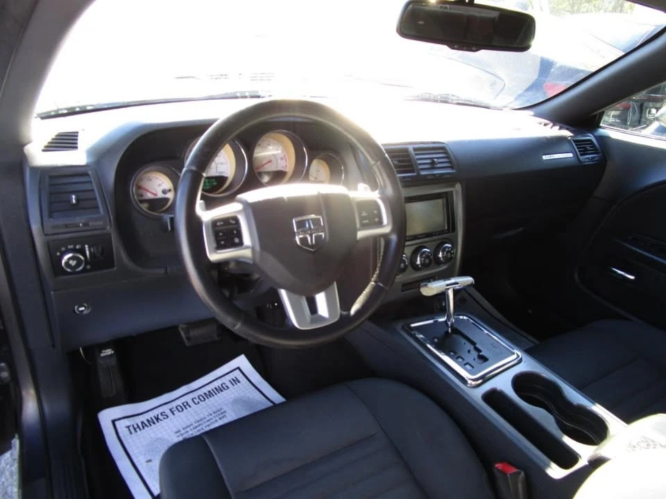 2013 Dodge Challenger 3rd Gen - Image 10 of 20