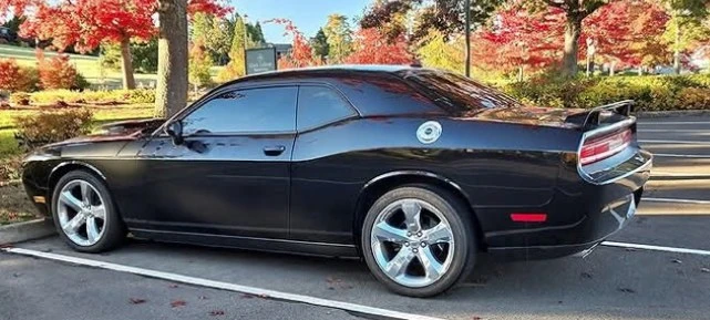 2013 Dodge Challenger 3rd Gen - Image 2 of 7