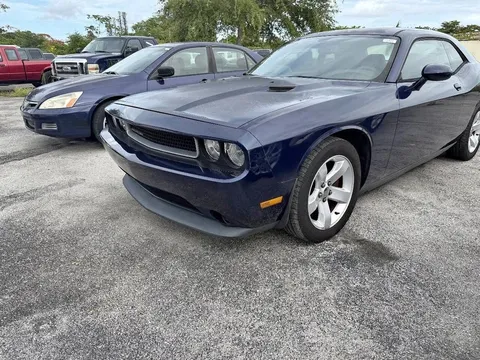 2013 Dodge Challenger SXT