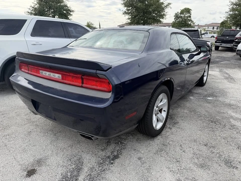 2013 Dodge Challenger 3rd Gen - Image 4 of 17