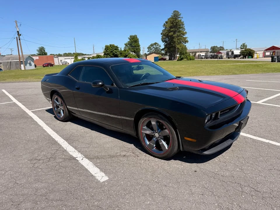 2013 Dodge Challenger 3rd Gen - Image 2 of 10