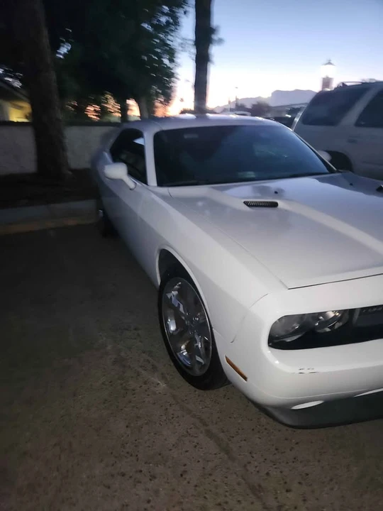 2013 Dodge Challenger 3rd Gen - Image 4 of 5