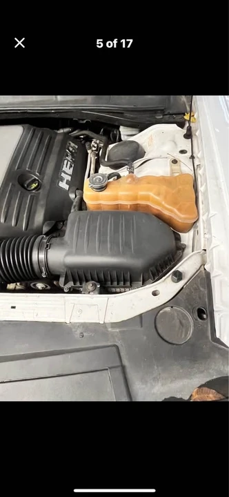 2013 Dodge Challenger 3rd Gen - Image 7 of 9