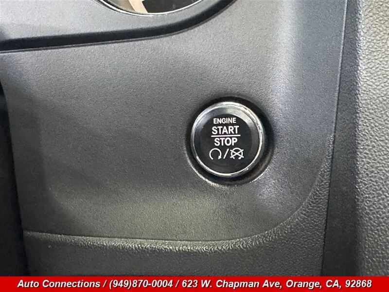 2013 Dodge Challenger 3rd Gen - Image 18 of 20
