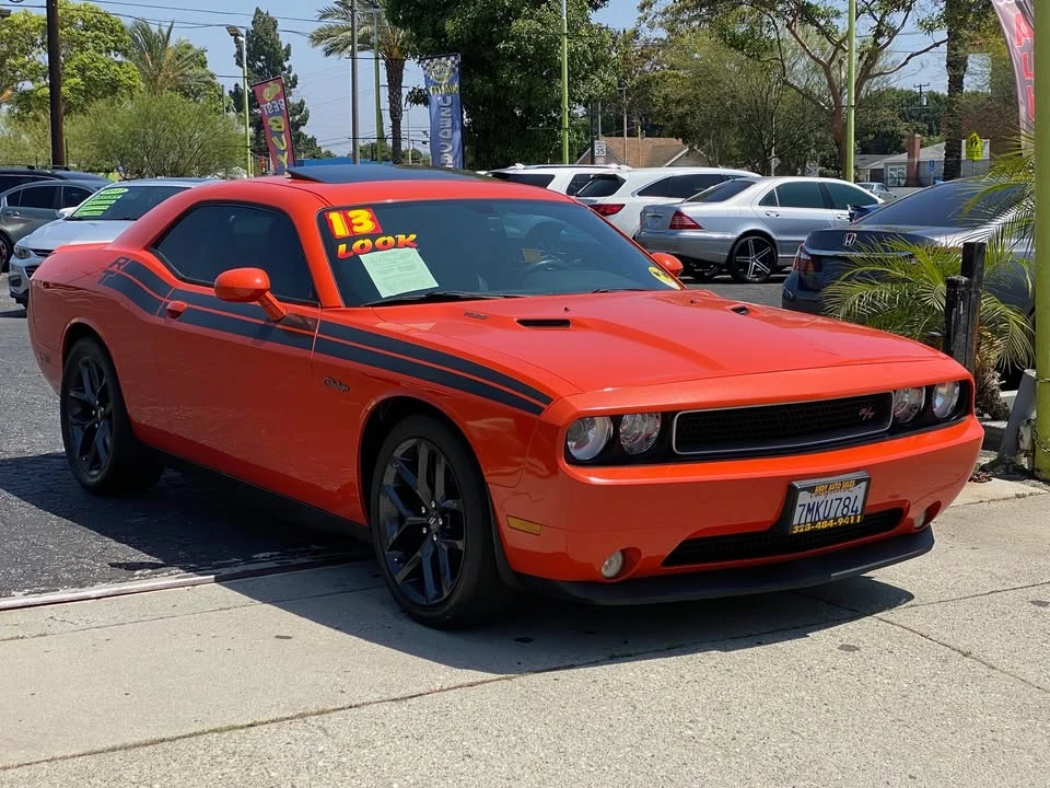 2013 Dodge Challenger 3rd Gen - Image 2 of 18