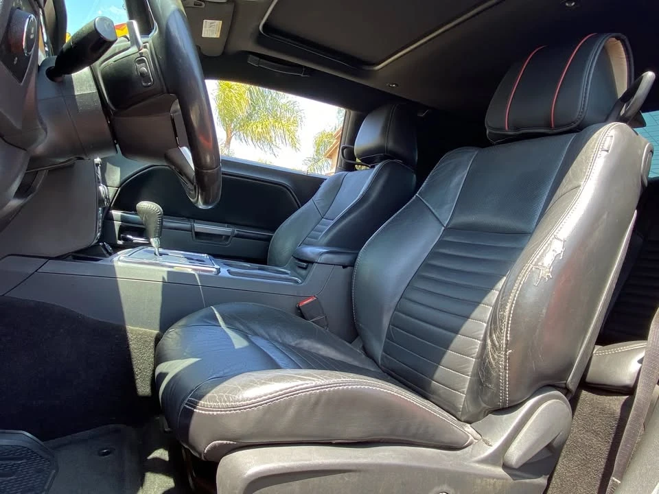 2013 Dodge Challenger 3rd Gen - Image 6 of 18