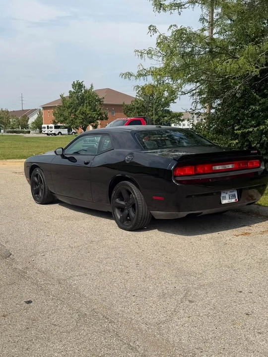 2013 Dodge Challenger 3rd Gen - Image 6 of 11