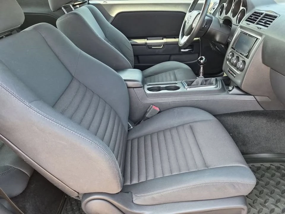 2013 Dodge Challenger 3rd Gen - Image 19 of 20