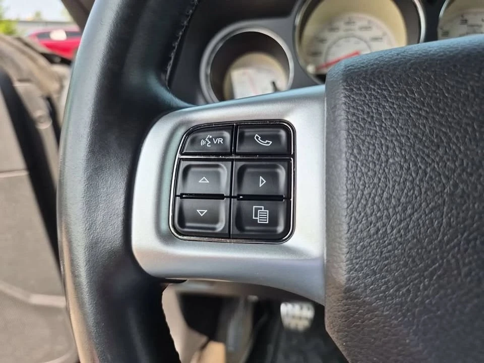2013 Dodge Challenger 3rd Gen - Image 19 of 20