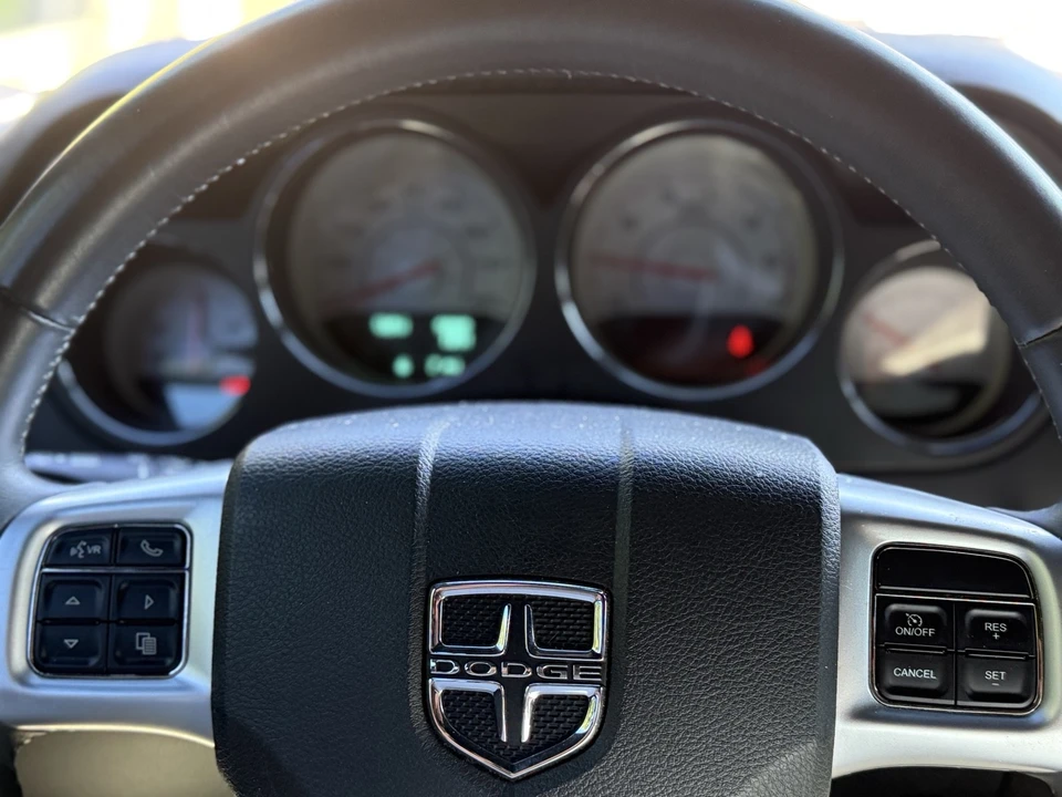 2013 Dodge Challenger 3rd Gen - Image 7 of 11