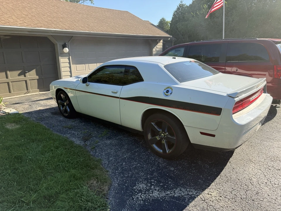 2013 Dodge Challenger 3rd Gen - Image 2 of 11