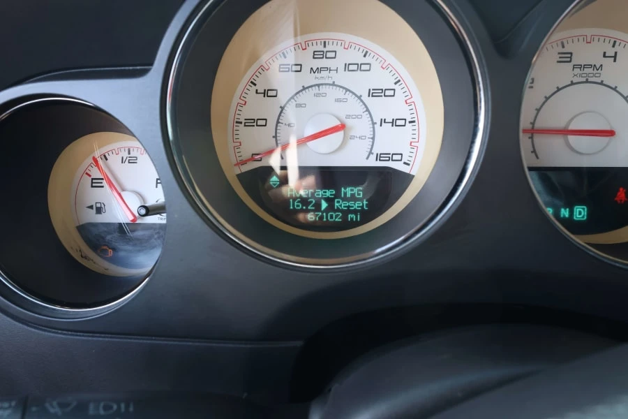 2013 Dodge Challenger 3rd Gen - Image 13 of 16