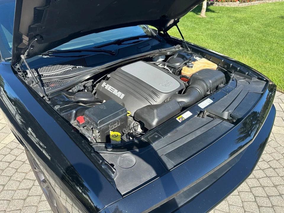 2013 Dodge Challenger 3rd Gen - Image 10 of 21