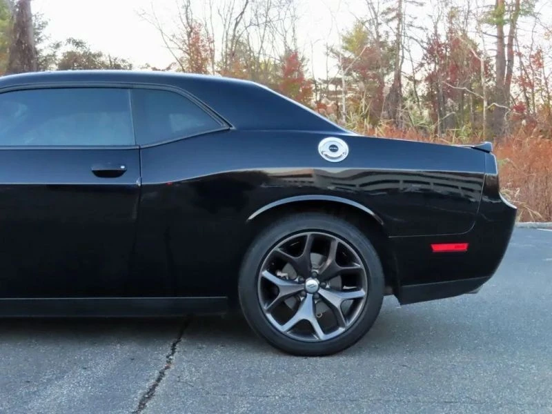 2013 Dodge Challenger 3rd Gen - Image 7 of 12