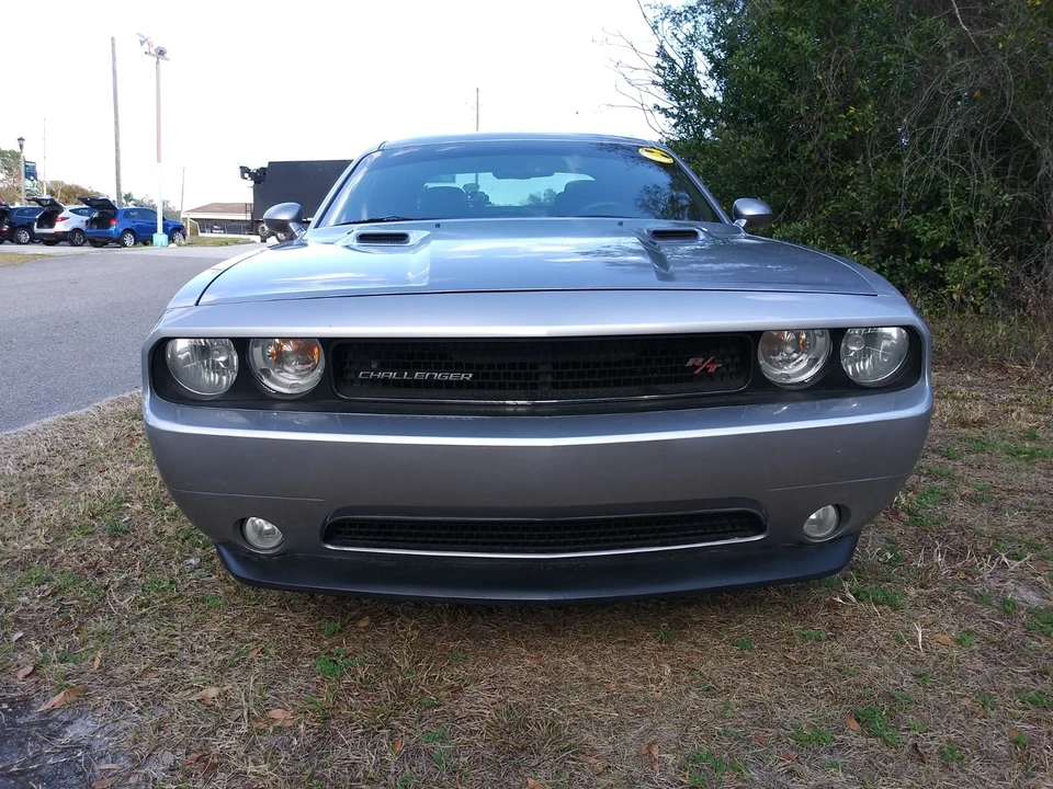 2013 Dodge Challenger 3rd Gen - Image 6 of 18