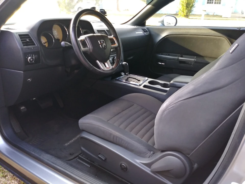 2013 Dodge Challenger 3rd Gen - Image 10 of 18