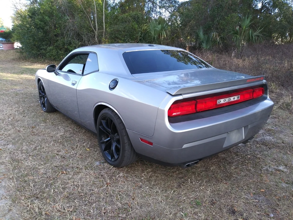 2013 Dodge Challenger 3rd Gen - Image 7 of 18