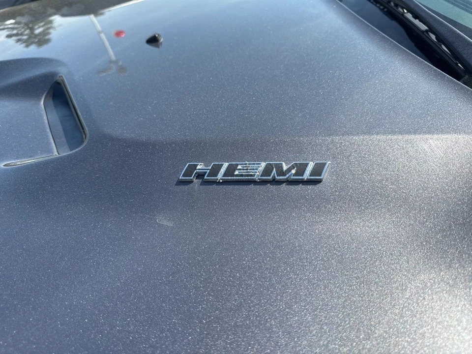 2013 Dodge Challenger 3rd Gen - Image 11 of 21