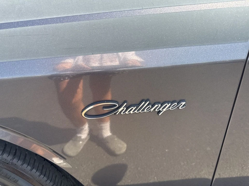 2013 Dodge Challenger 3rd Gen - Image 10 of 21