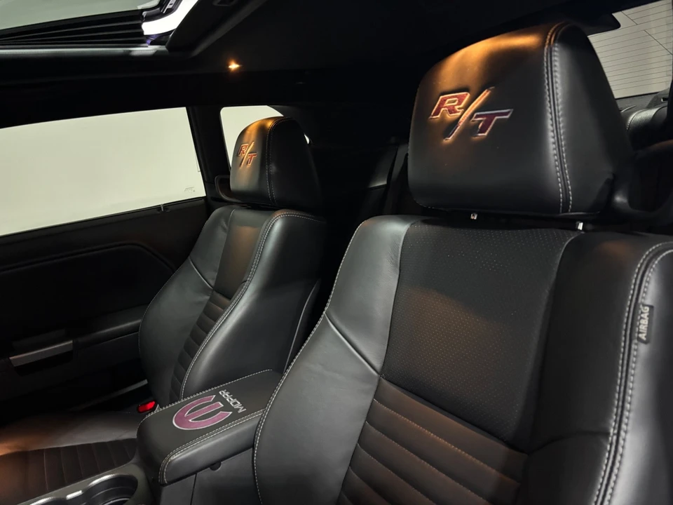 2013 Dodge Challenger 3rd Gen - Image 15 of 21