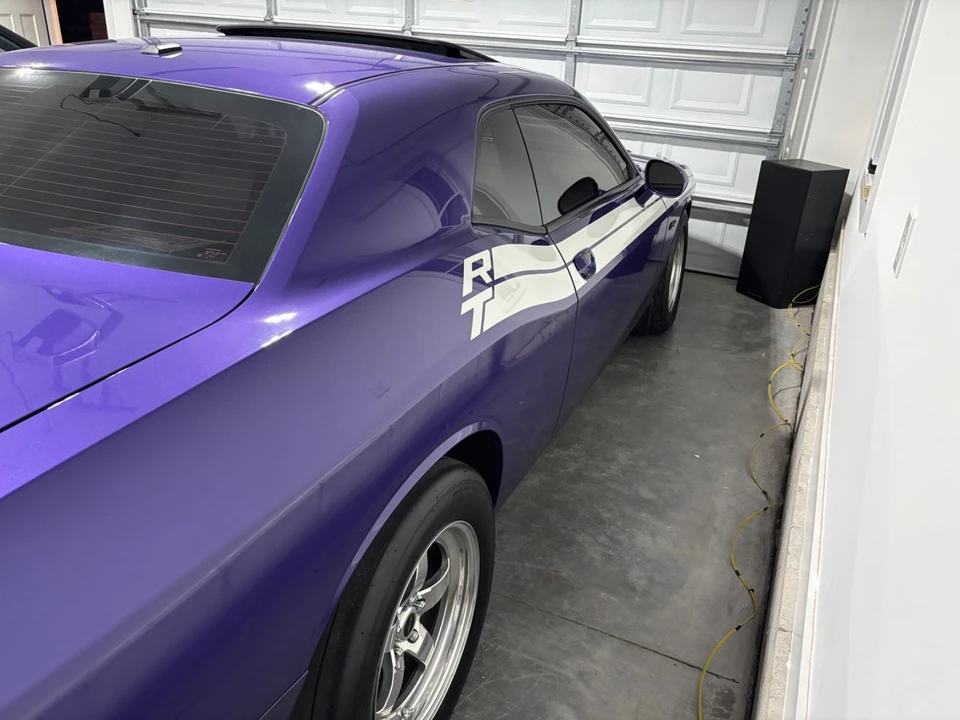 2013 Dodge Challenger 3rd Gen - Image 9 of 21