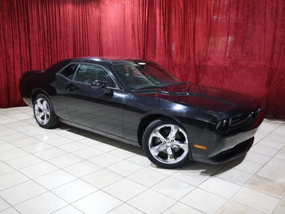 2013 Dodge Challenger 3rd Gen - Image 2 of 19