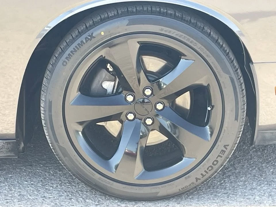 2013 Dodge Challenger 3rd Gen - Image 9 of 19