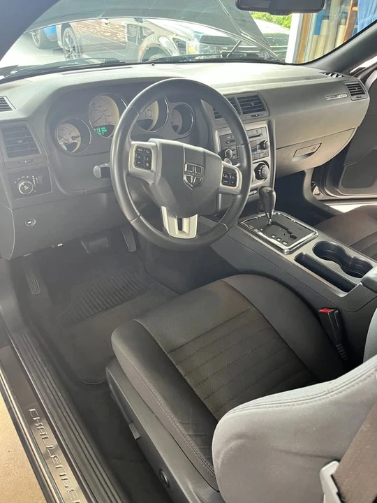 2013 Dodge Challenger 3rd Gen - Image 6 of 10