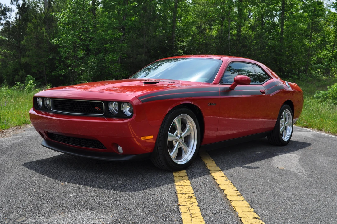2013 Dodge Challenger 3rd Gen - Image 8 of 31