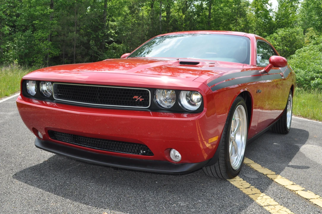 2013 Dodge Challenger 3rd Gen - Image 6 of 31