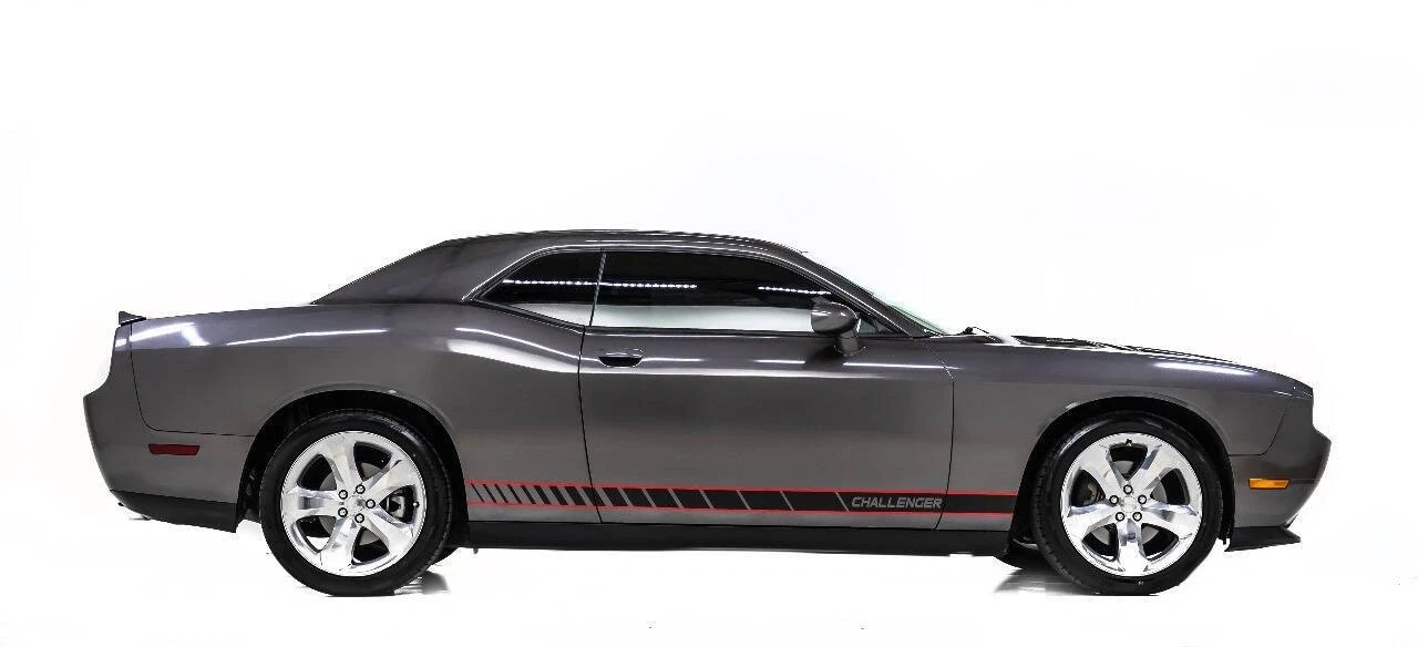 2013 Dodge Challenger 3rd Gen - Image 5 of 12