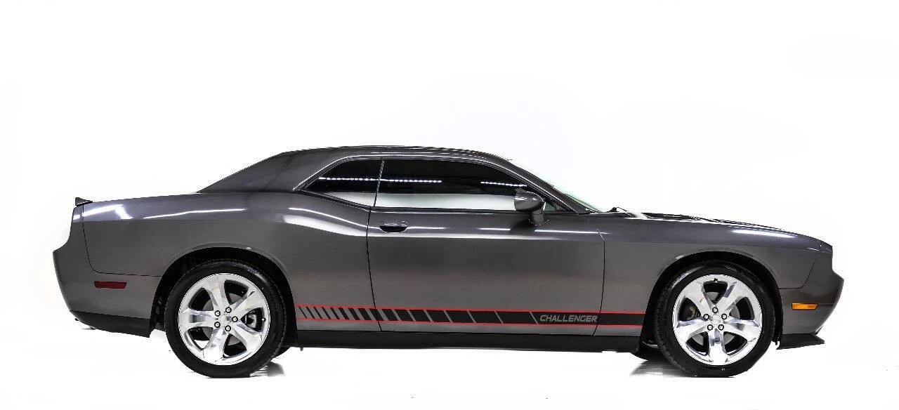 2013 Dodge Challenger 3rd Gen - Image 5 of 12