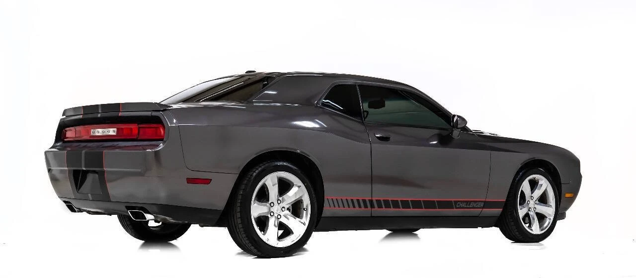 2013 Dodge Challenger 3rd Gen - Image 3 of 12