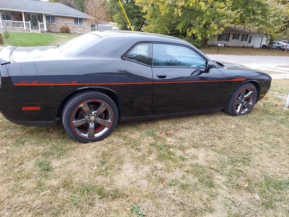2013 Dodge Challenger 3rd Gen - Image 3 of 4