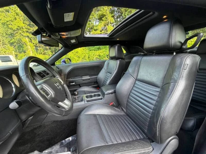 2013 Dodge Challenger 3rd Gen - Image 8 of 15