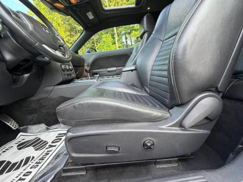 2013 Dodge Challenger 3rd Gen - Image 10 of 15