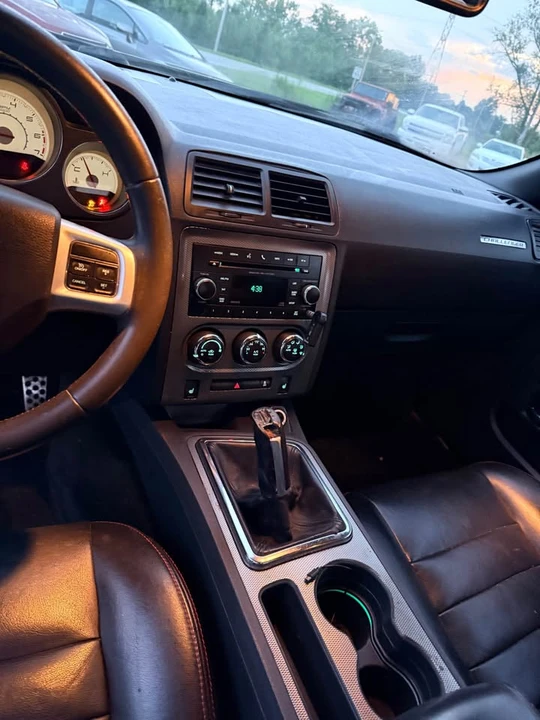 2013 Dodge Challenger 3rd Gen - Image 10 of 11