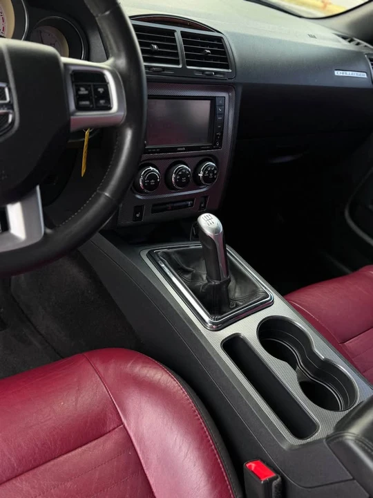 2013 Dodge Challenger 3rd Gen - Image 9 of 15