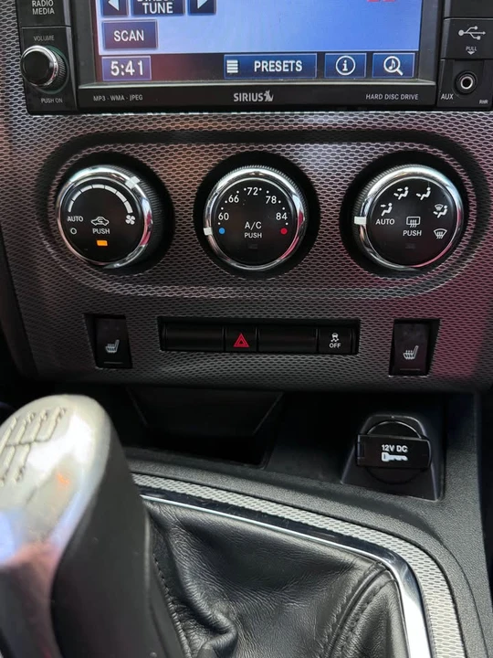 2013 Dodge Challenger 3rd Gen - Image 14 of 15