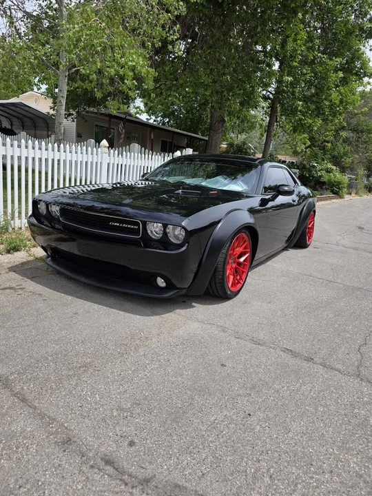 2013 Dodge Challenger 3rd Gen - Image 6 of 7