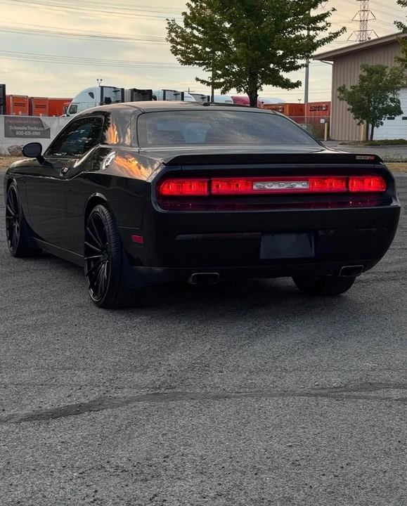 2013 Dodge Challenger 3rd Gen - Image 3 of 8