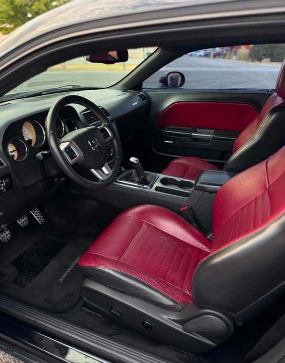 2013 Dodge Challenger 3rd Gen - Image 5 of 8