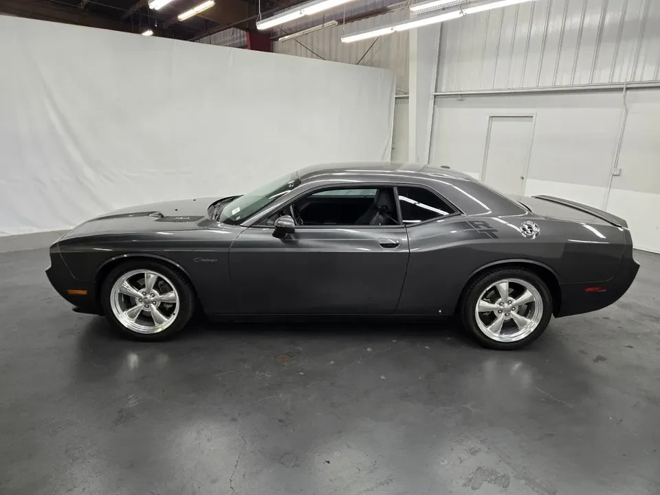 2013 Dodge Challenger 3rd Gen - Image 2 of 9