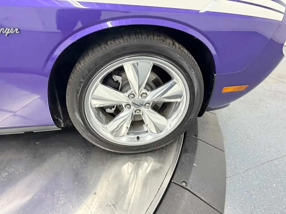 2013 Dodge Challenger 3rd Gen - Image 19 of 31