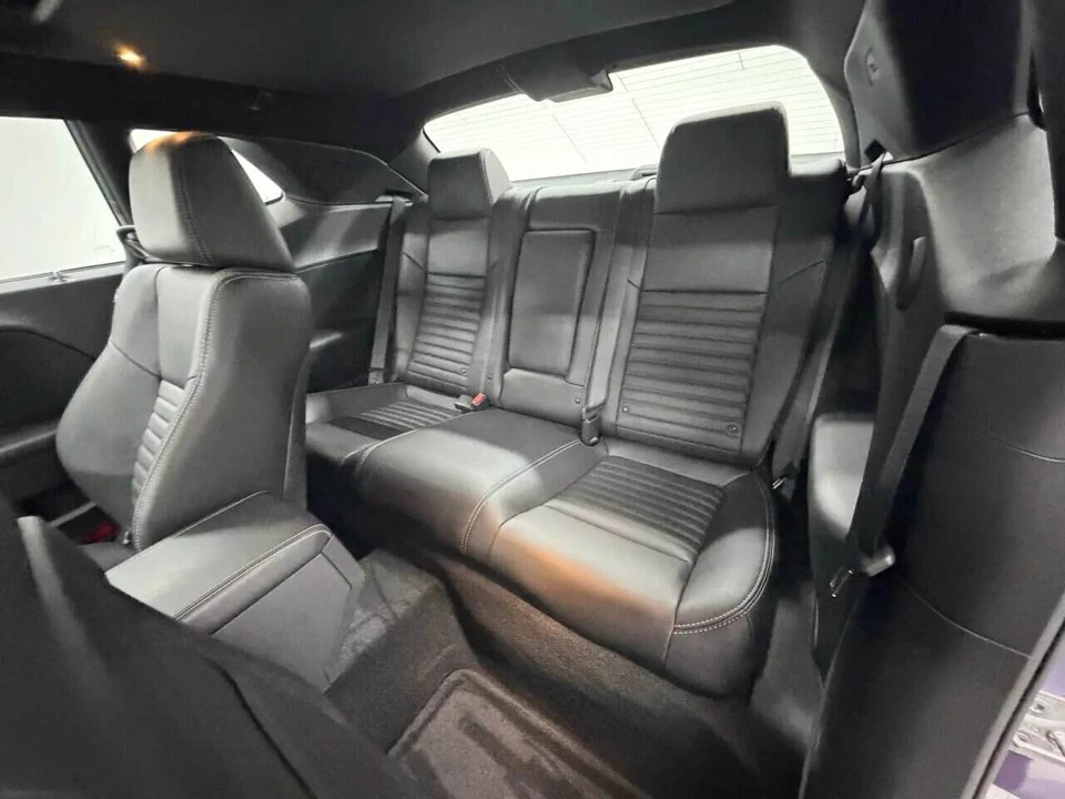 2013 Dodge Challenger 3rd Gen - Image 29 of 31