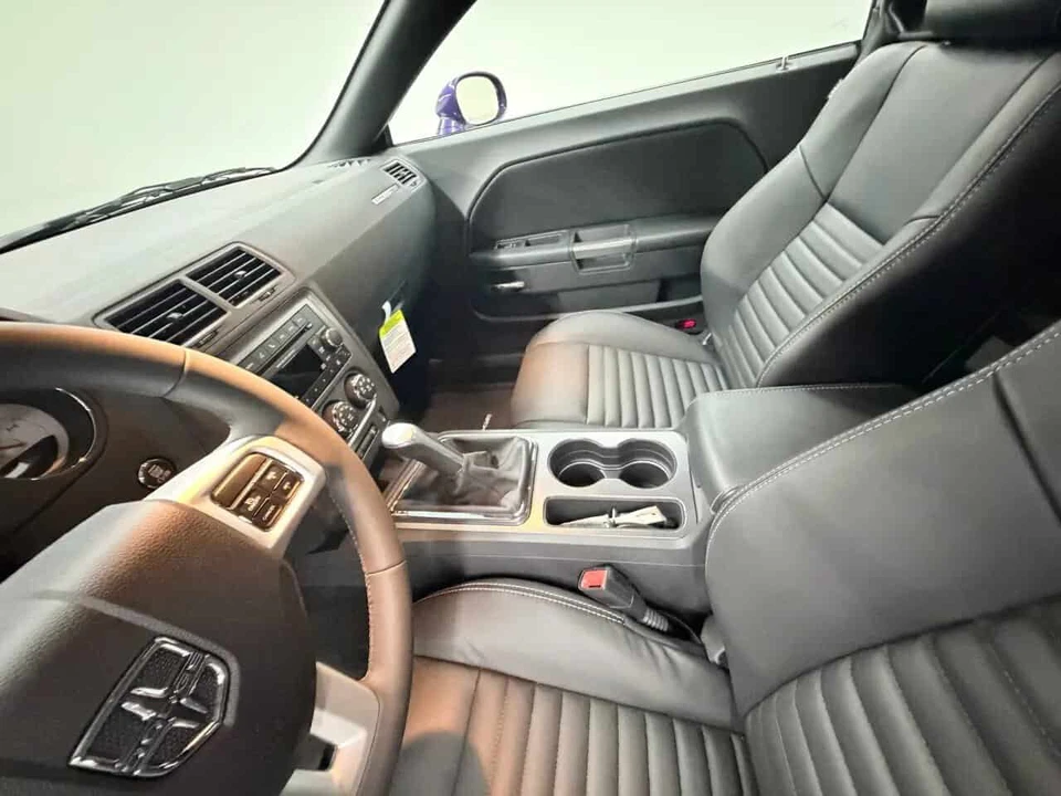 2013 Dodge Challenger 3rd Gen - Image 28 of 31