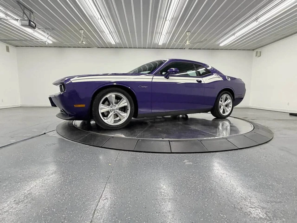 2013 Dodge Challenger 3rd Gen - Image 3 of 31